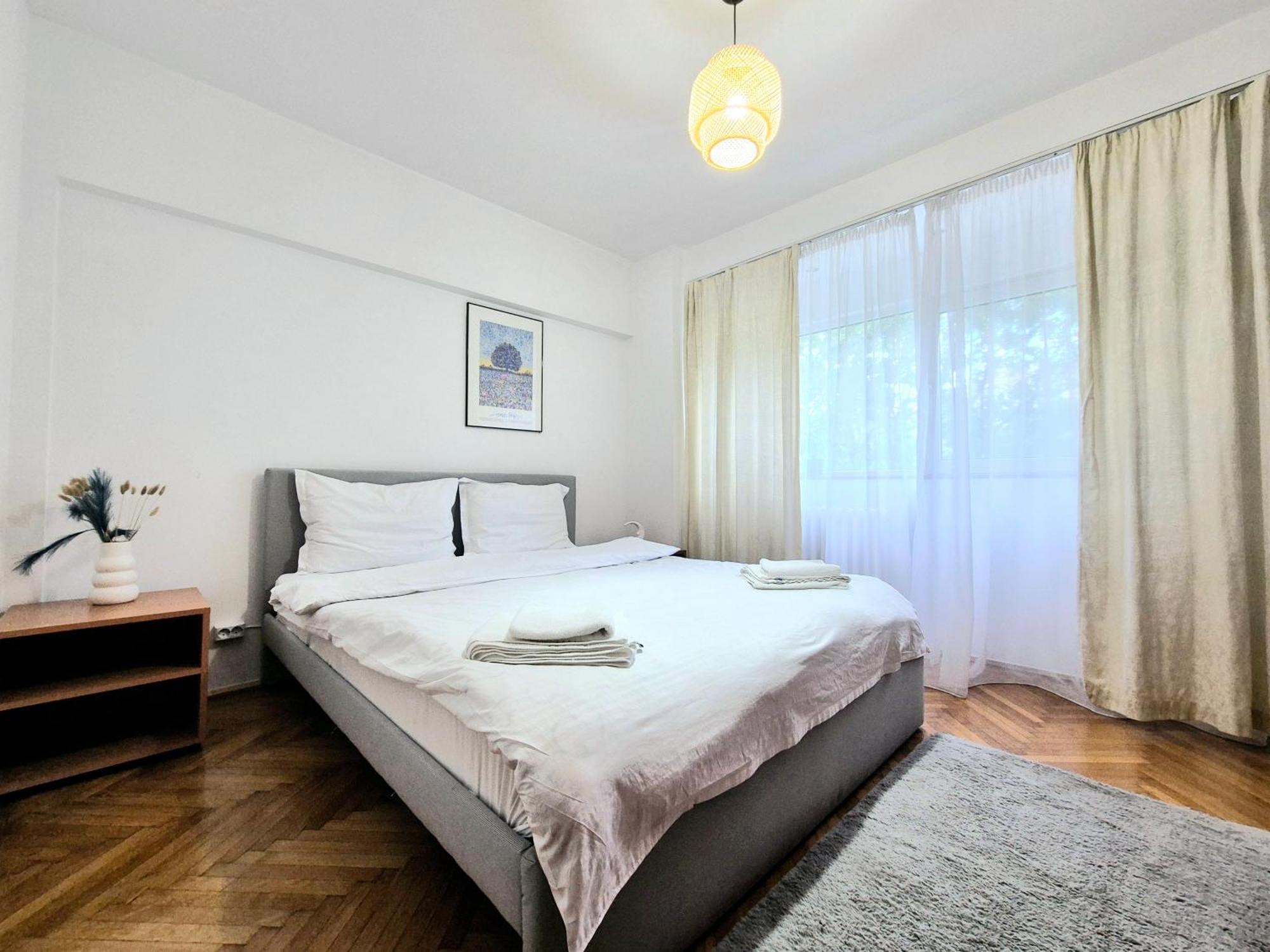Tranquil Unirii Residence - Elegant & Spacious Living With Parking Steps From Parliament بوخارست المظهر الخارجي الصورة
